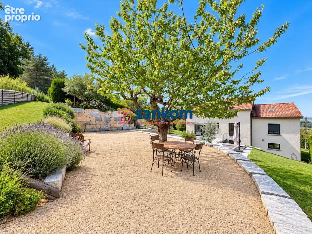 Maison 6 pièces 248 m² à vendre à Le Puy-En-Velay (43000) - photo 6