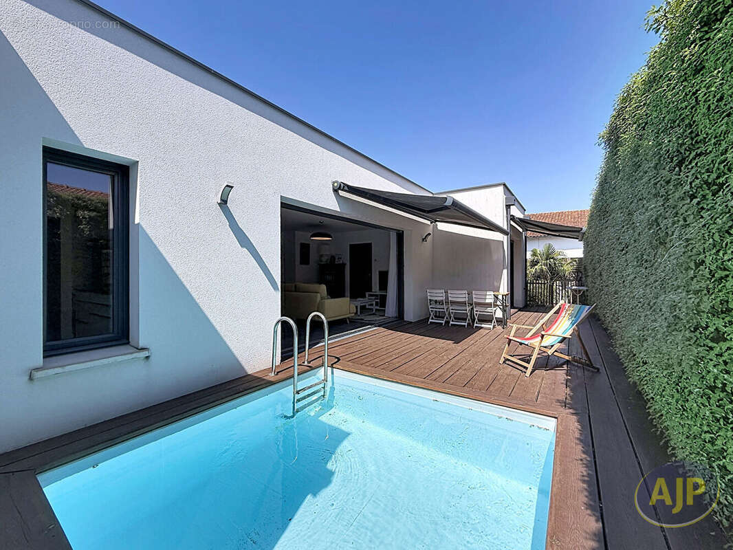 LA TESTE-DE-BUCH - Les Bordes - Maison de plain-pied avec piscine chauffée. - photo 12