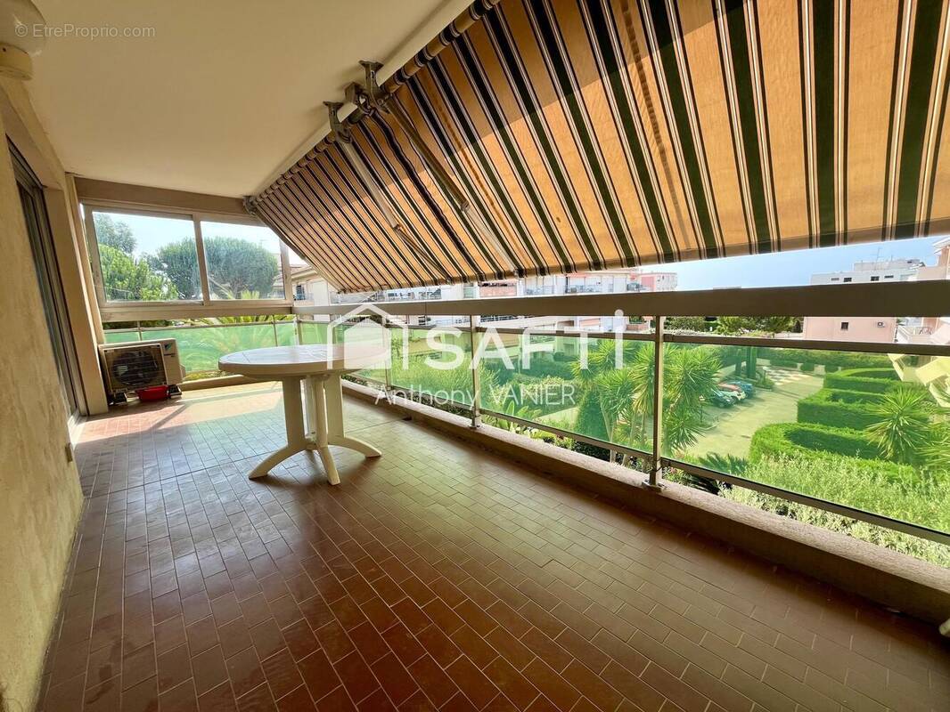Photo 1 - Appartement à SAINT-LAURENT-DU-VAR
