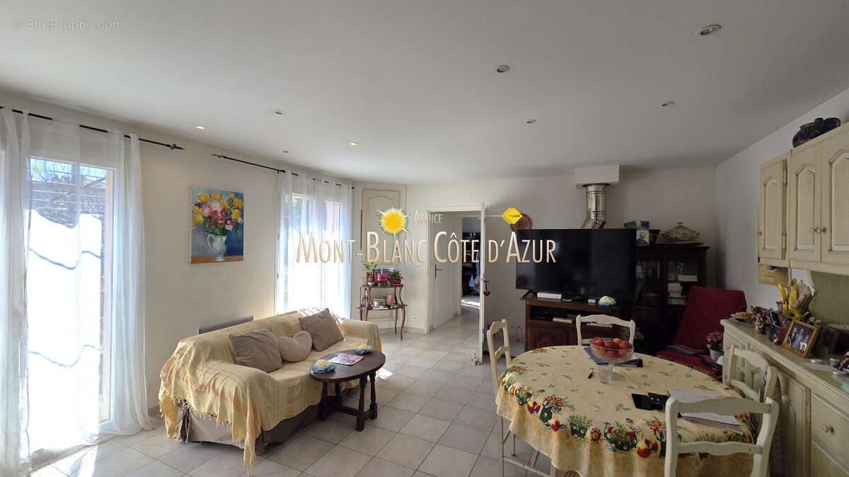 Villa 3 chambres 100 m2 terrain 824 m2 proche centre et plage - photo 8