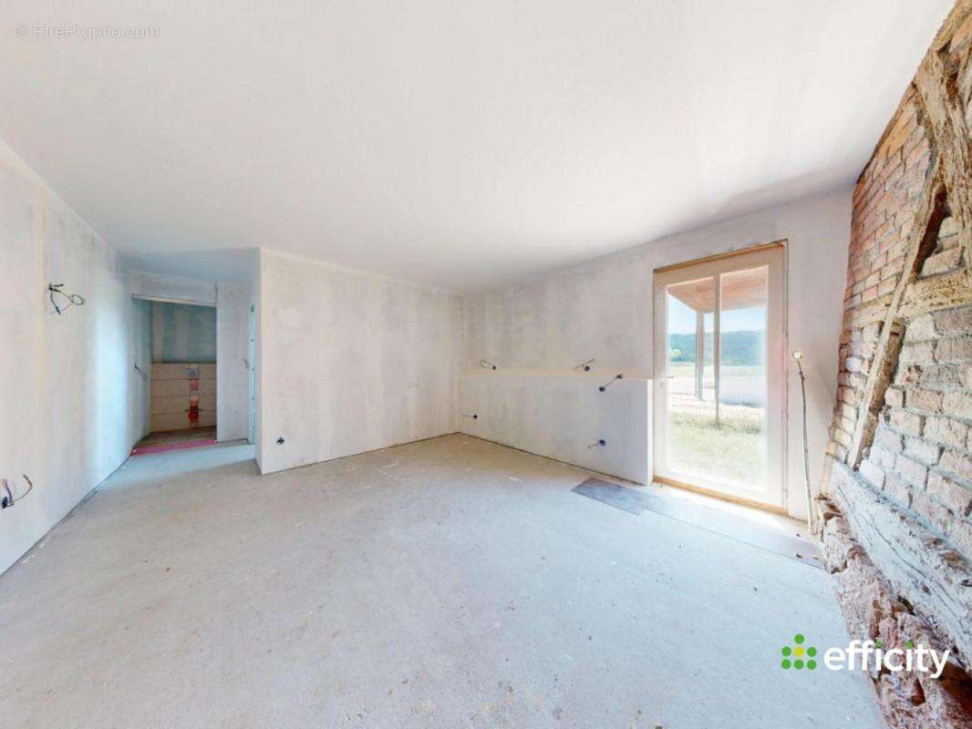 Maison 131 m² à Perrex  - photo 6