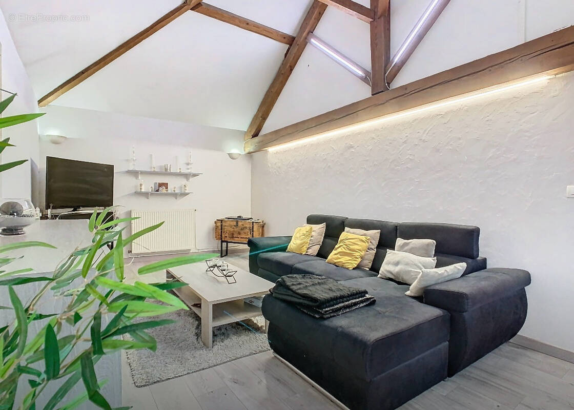 Appartement à VILLEFRANCHE-SUR-SAONE