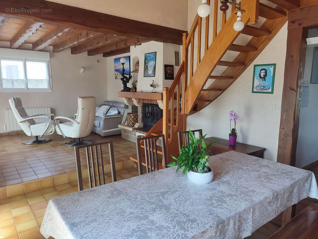 Maison à SAINT-MICHEL-CHEF-CHEF