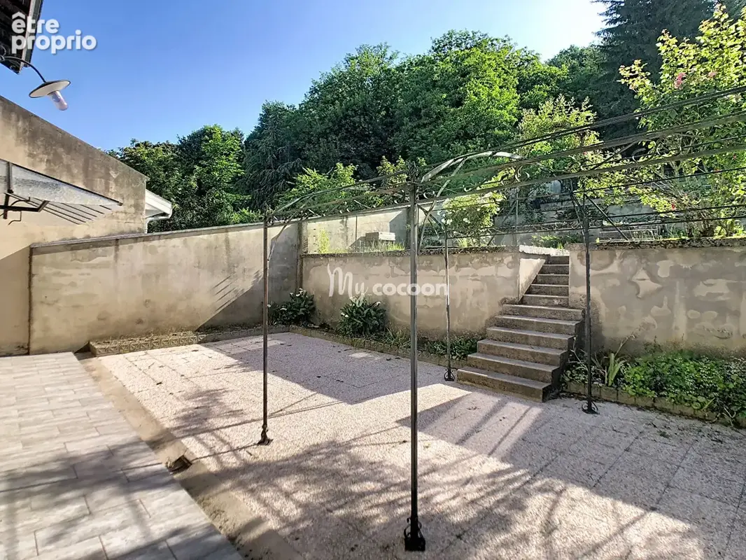 Maison - T8 - 168 m² - photo 5