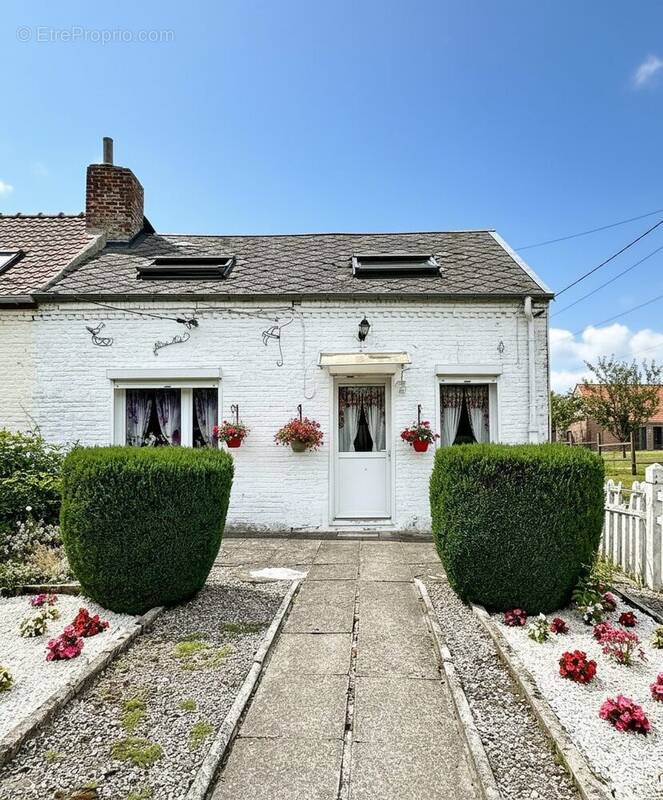 Maison à LE FAVRIL
