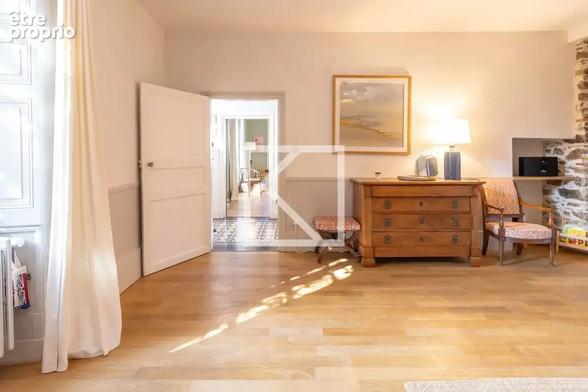 Maison 7 pièces 180 m² à vendre à Cholet (49300) - photo 5