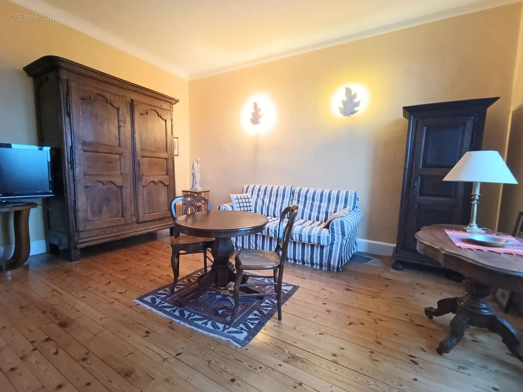 Maison bourgeoise avec extérieur et garage - photo 9