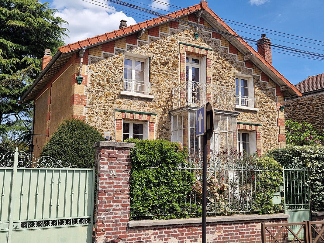 Maison à LIVRY-GARGAN
