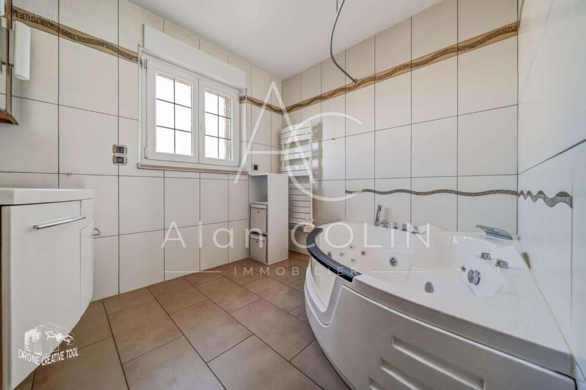 Maison à vendre HUNTING – Maison d’exception réalisée par un Compagnon du Devoir – 4 chambres – DPE B – garage 3 voitures6 pièce - photo 18