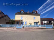 Maison à TAVERNAY