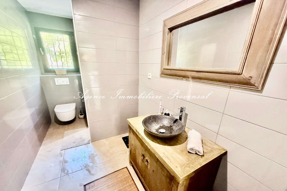 Maison à PLAN-DE-LA-TOUR