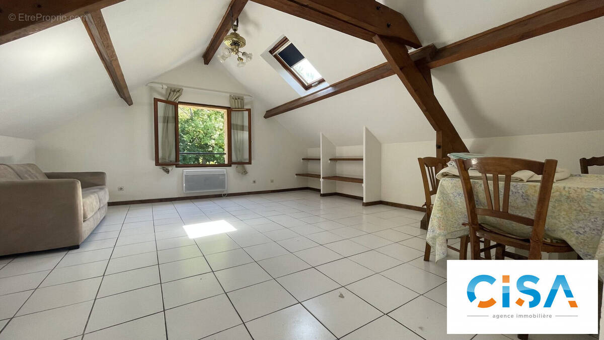 Appartement à PONT-SAINTE-MAXENCE