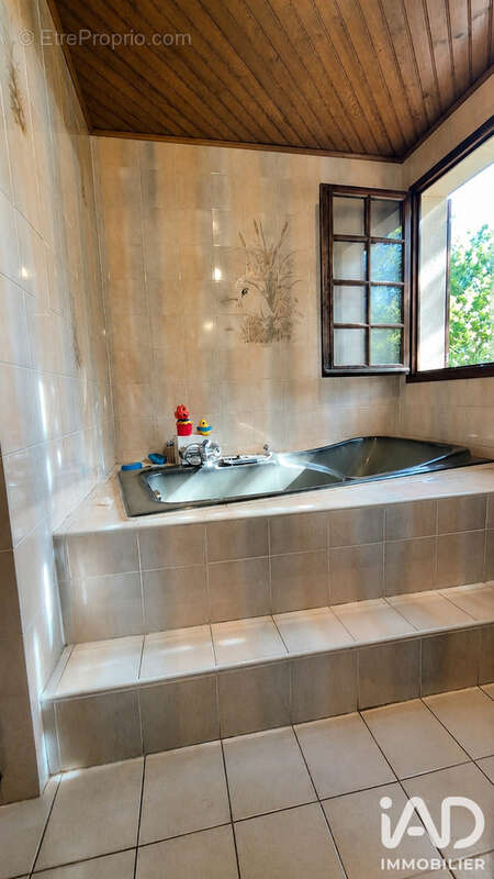 Maison 97 m² à Saint-Maurice-D'etelan  - photo 9