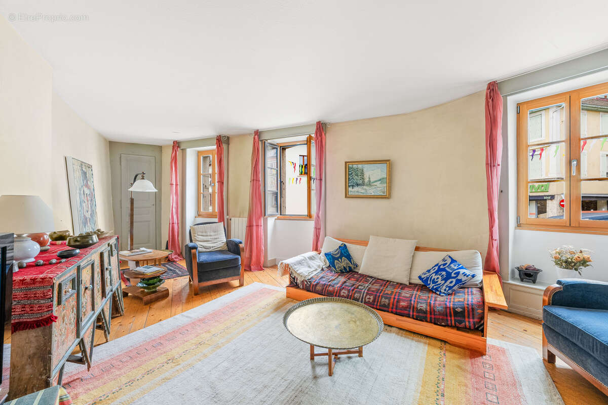 Maison de ville - Grandes surfaces et rentabilité locative - photo 4