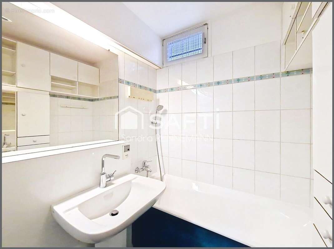 Photo 8 - Appartement à COURBEVOIE