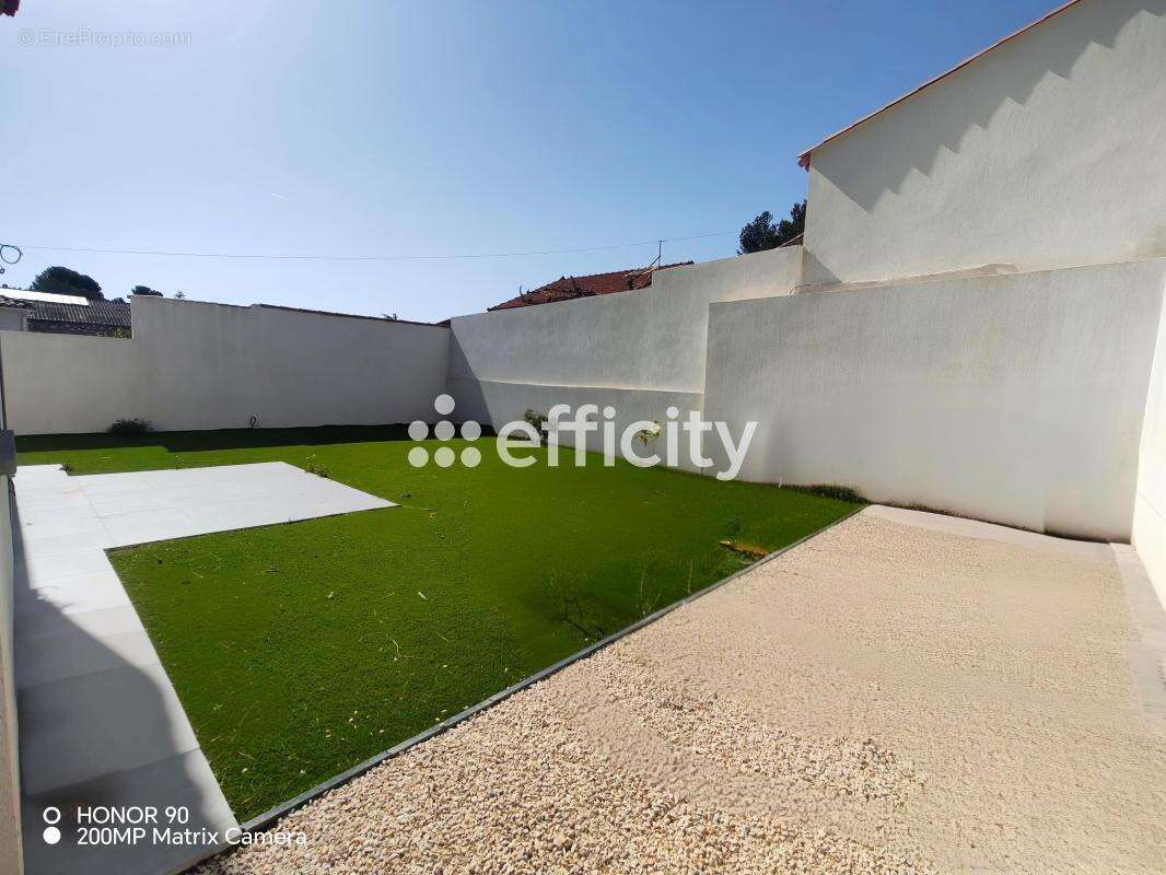 Maison 112 m² à Marseille-15e  - photo 8