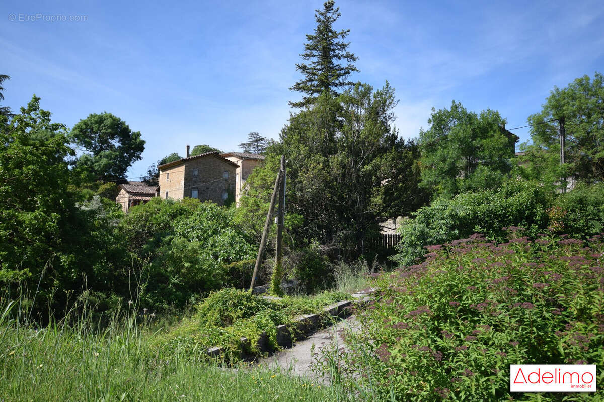 Maison 260 m² à Generargues  - photo 2