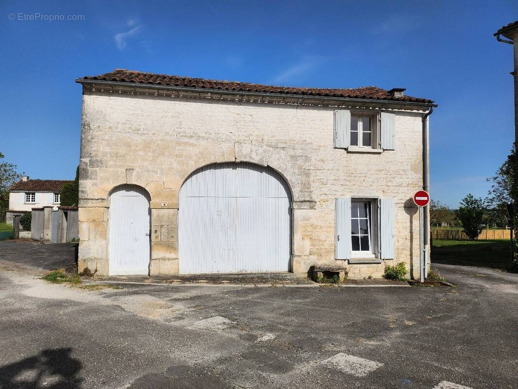 Maison à SIGOGNE