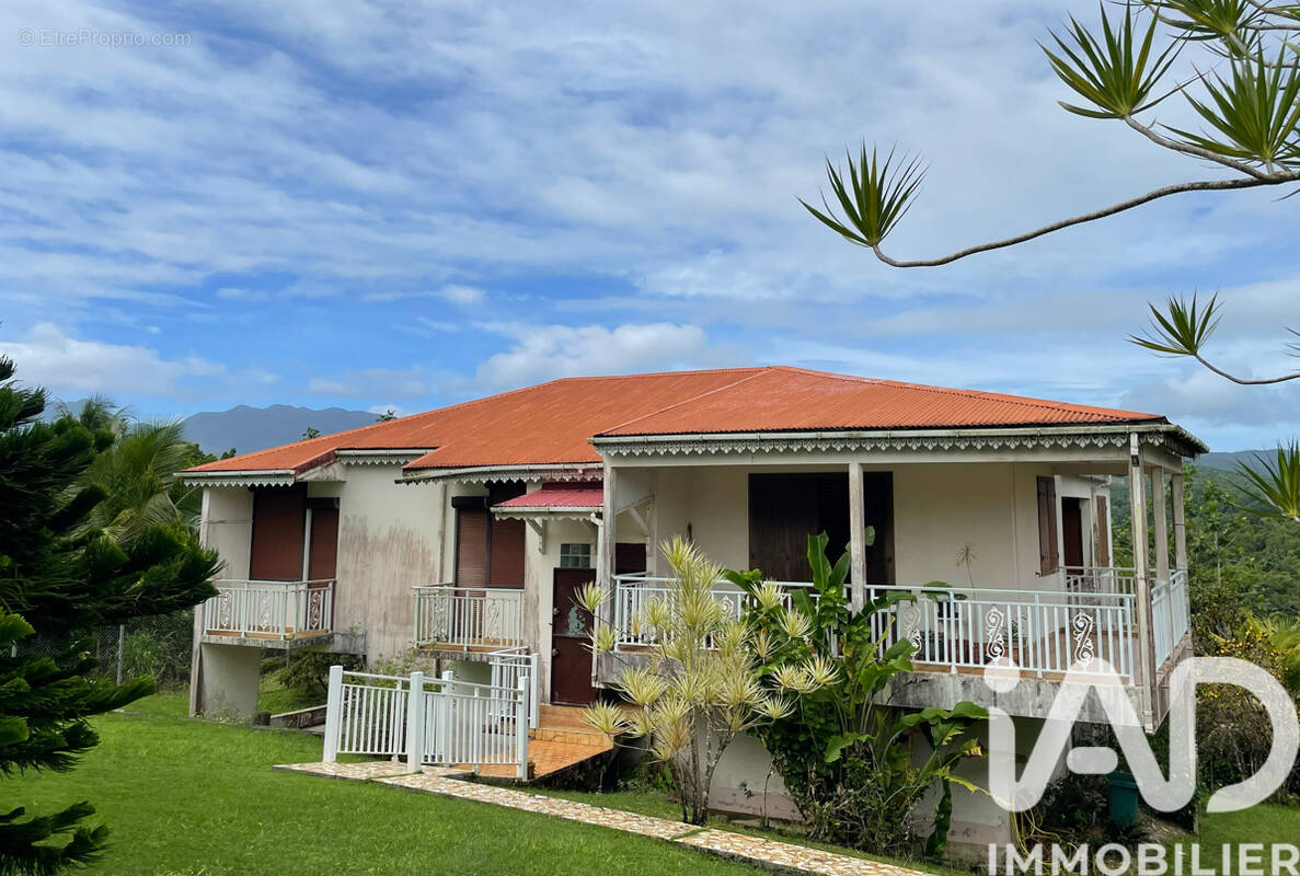 Photo 1 - Maison à PETIT-BOURG