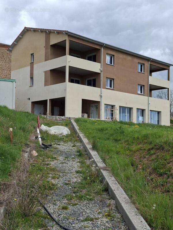 Photo 1 - Appartement à LONGESSAIGNE