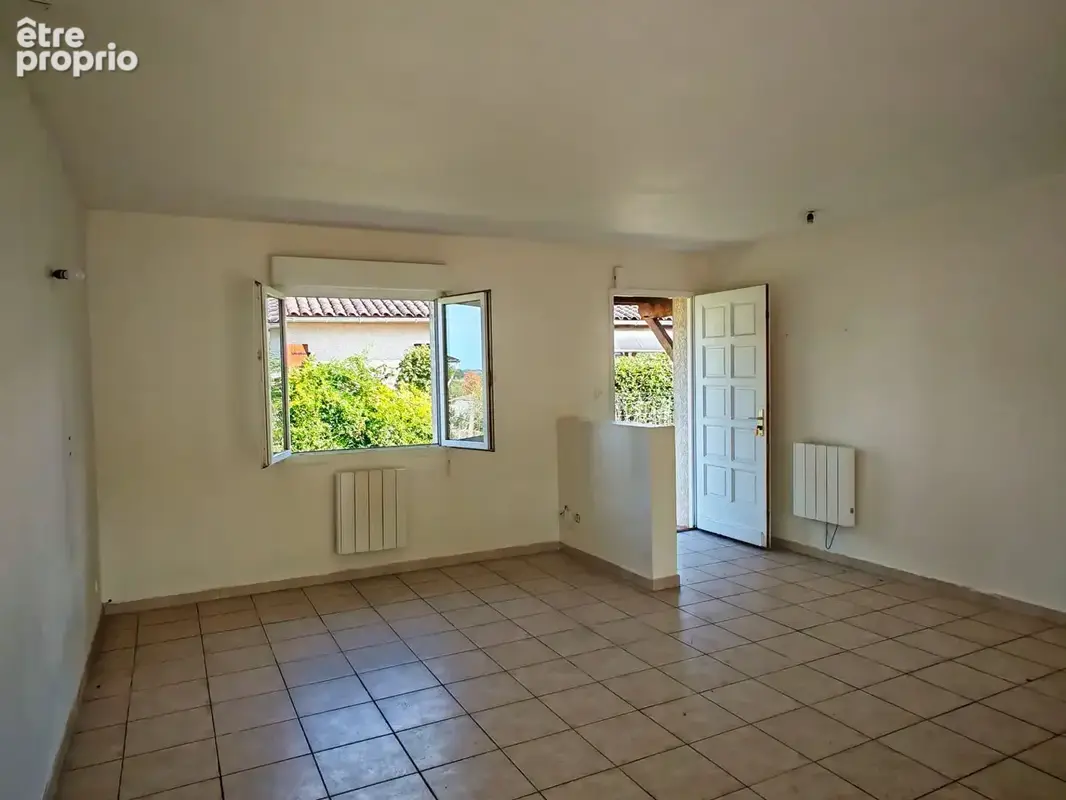 Maison de plain-pied T4 sur 1,09 hectares - photo 8