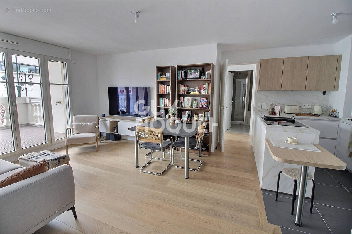 Appartement à PUTEAUX