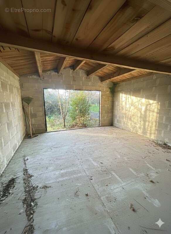 Maison à PUYRAVAULT