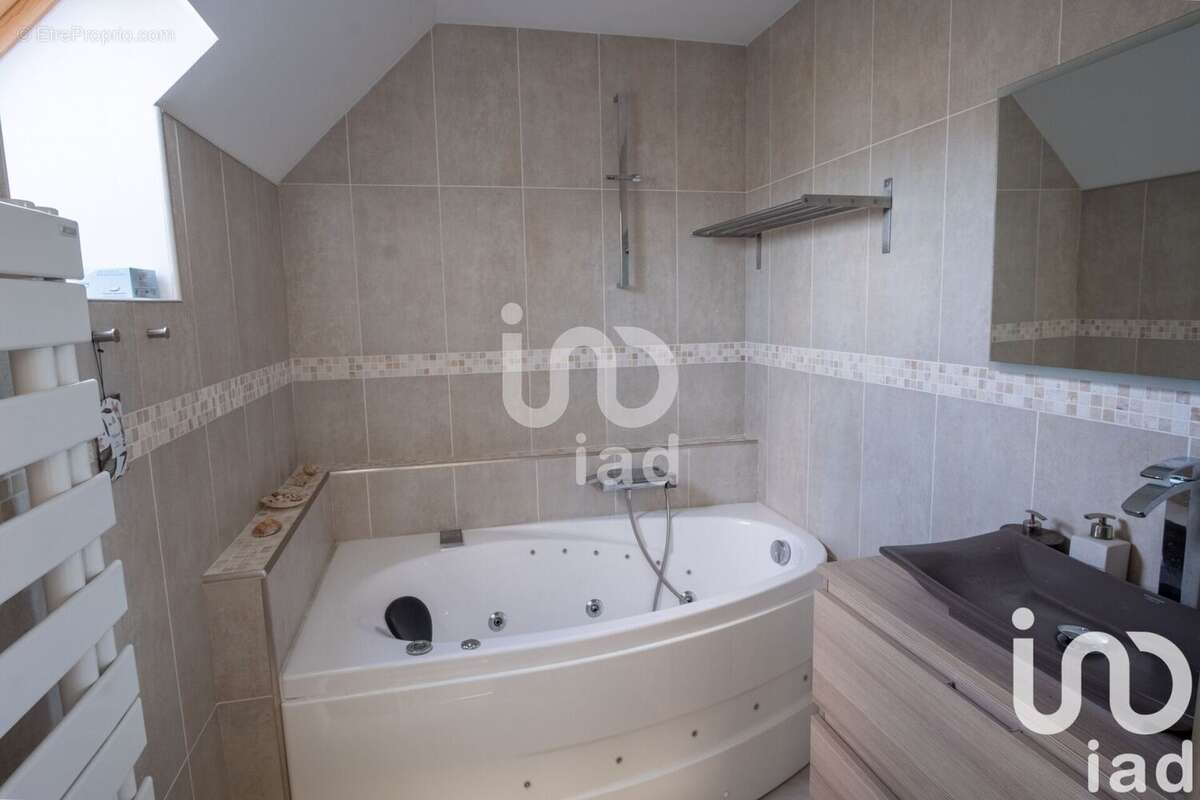 Photo 9 - Maison à MAROLLES-SUR-SEINE