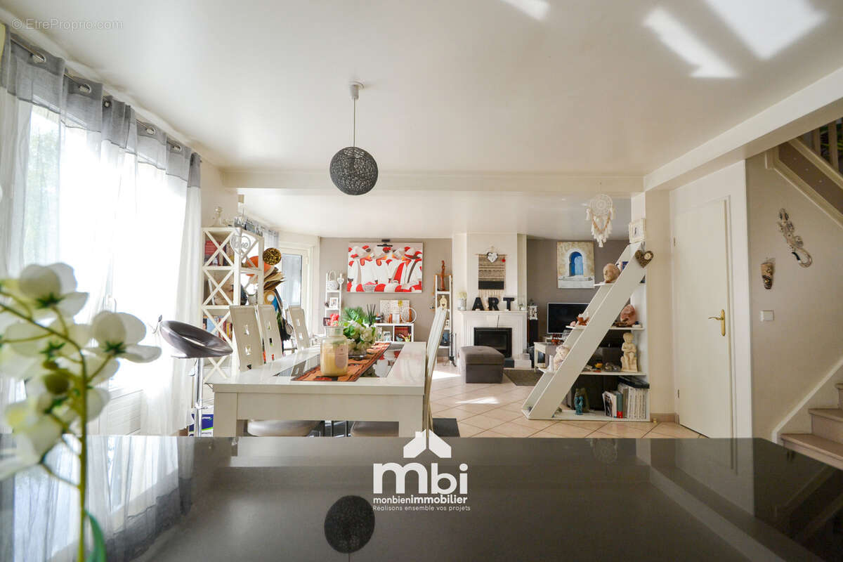 Maison à PUISEUX-EN-FRANCE