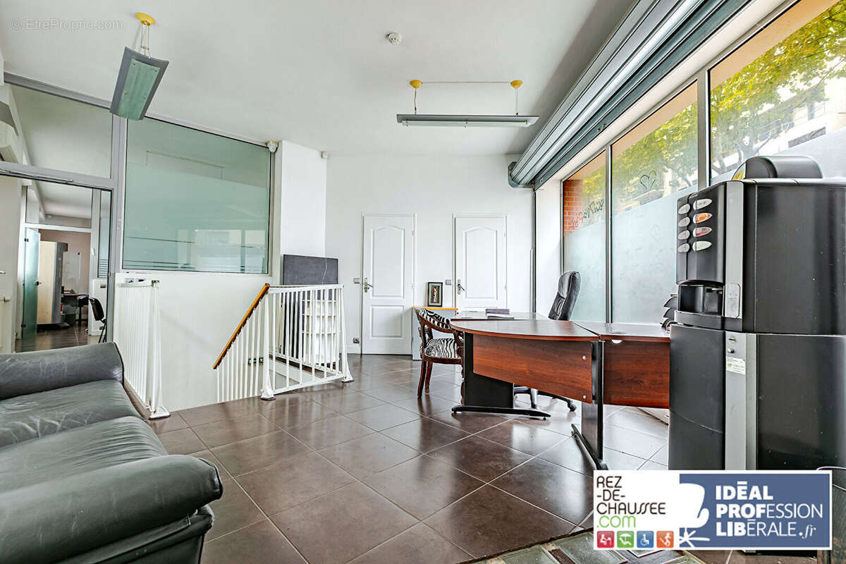 Commerce à ISSY-LES-MOULINEAUX