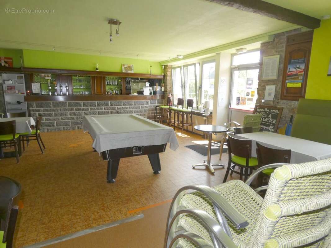 Bar-restaurant, proche de la vallée des Saints - photo 3