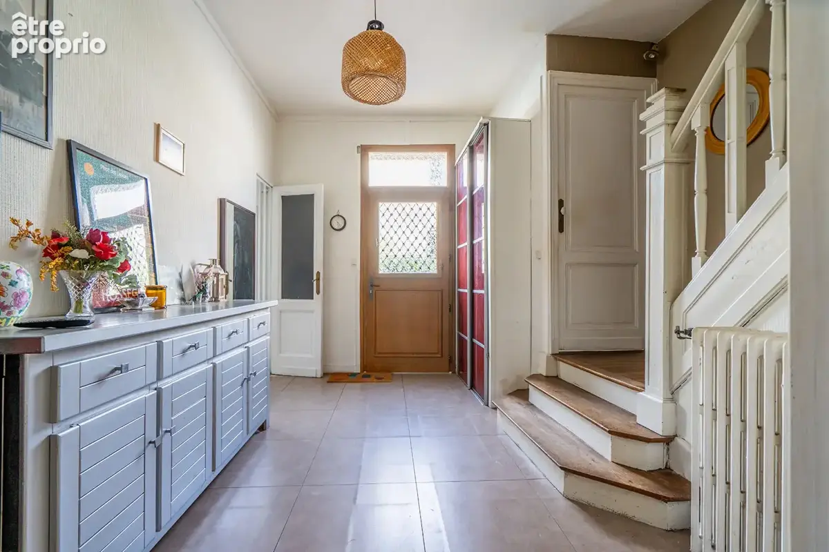 Le Bouscat / Parc Bordelais - Maison en pierre de 124 m², 4 chambres, jardin / terrasse, balcon et cave - photo 18