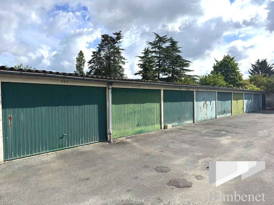 Appartement à FLEURY-LES-AUBRAIS