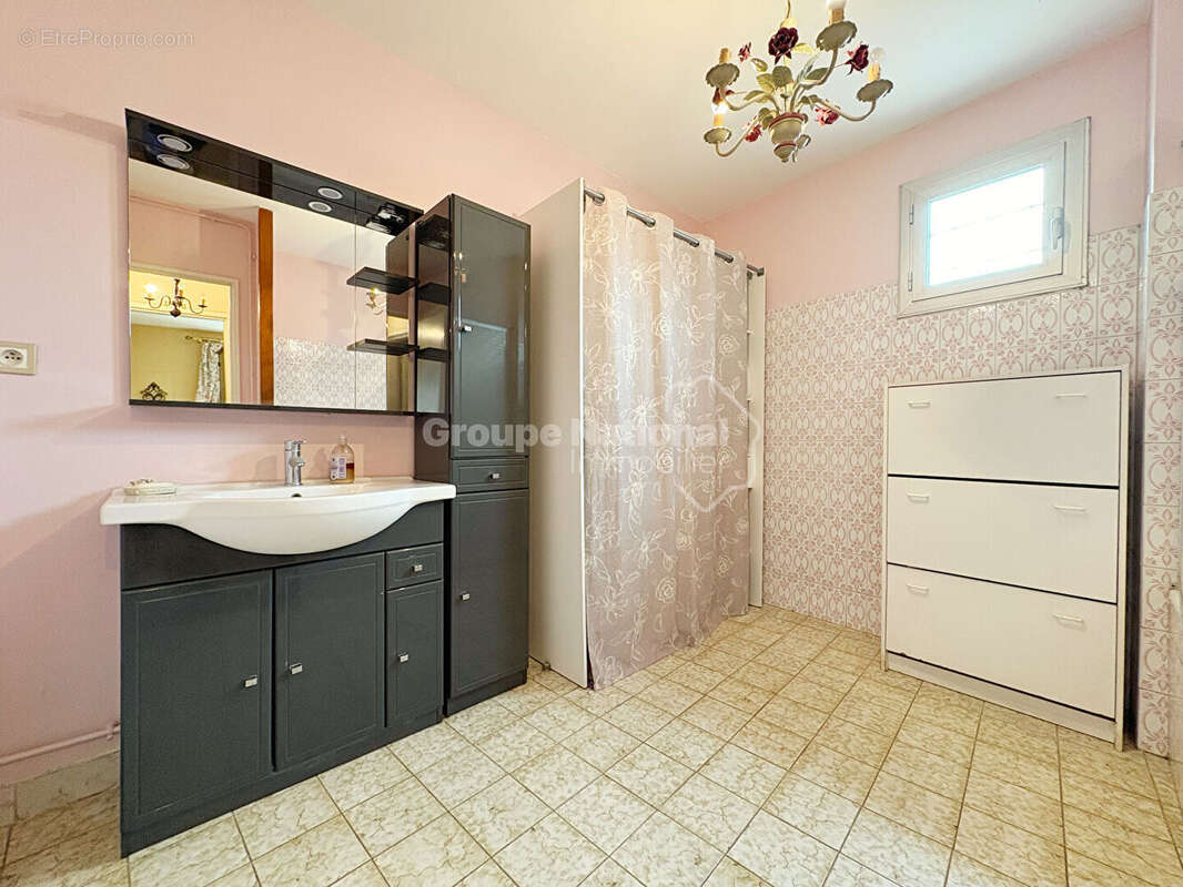 Appartement à SALON-DE-PROVENCE