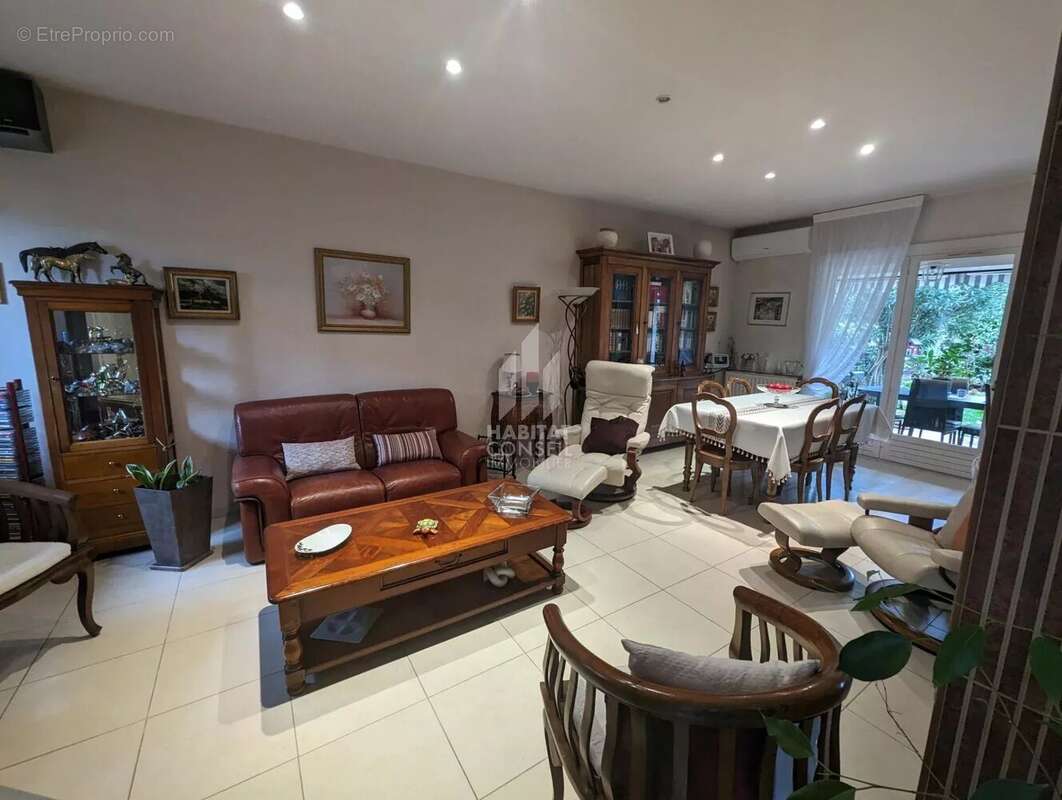 Maison à ECHIROLLES