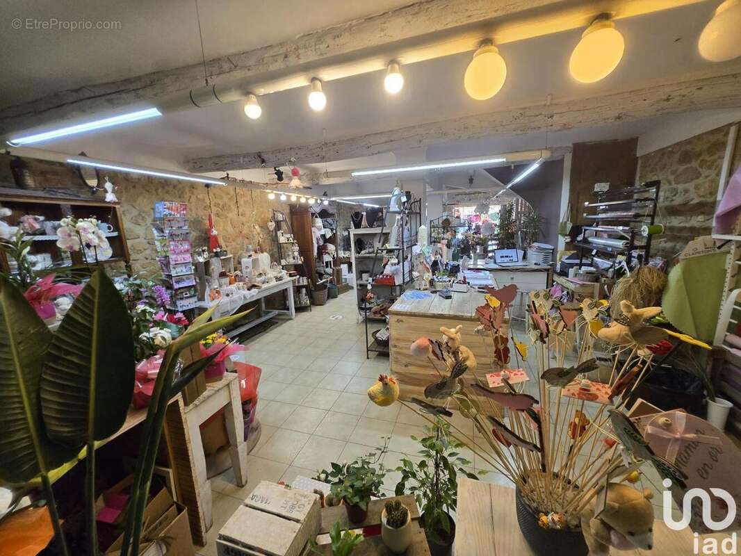 Photo 8 - Commerce à PEYROLLES-EN-PROVENCE