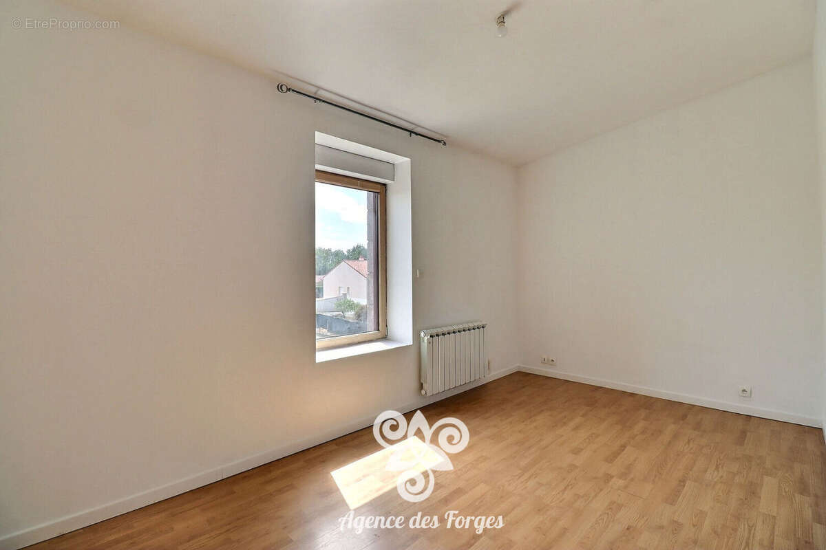 Maison Le Pallet / 3 chambres / jardinet / garage - photo 15