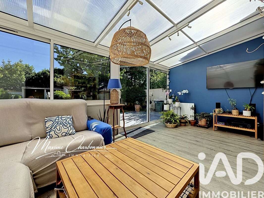 Maison 130 m² à Moissy-Cramayel  - photo 2