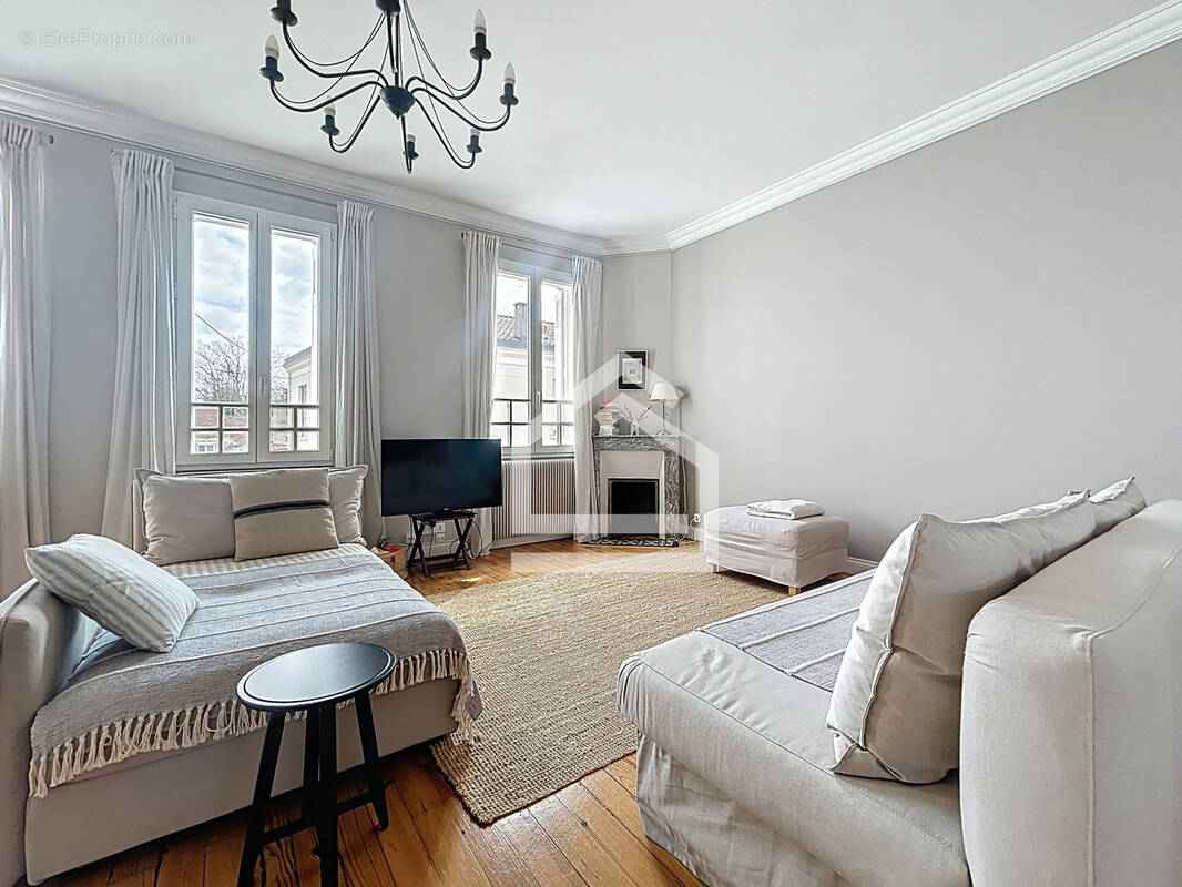 Maison à BORDEAUX