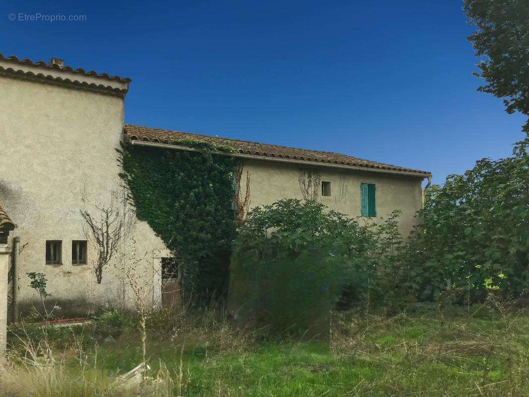 Maison à CHATEAURENARD