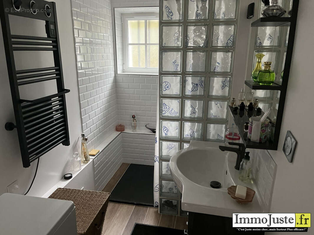 Maison à LE PERRAY-EN-YVELINES