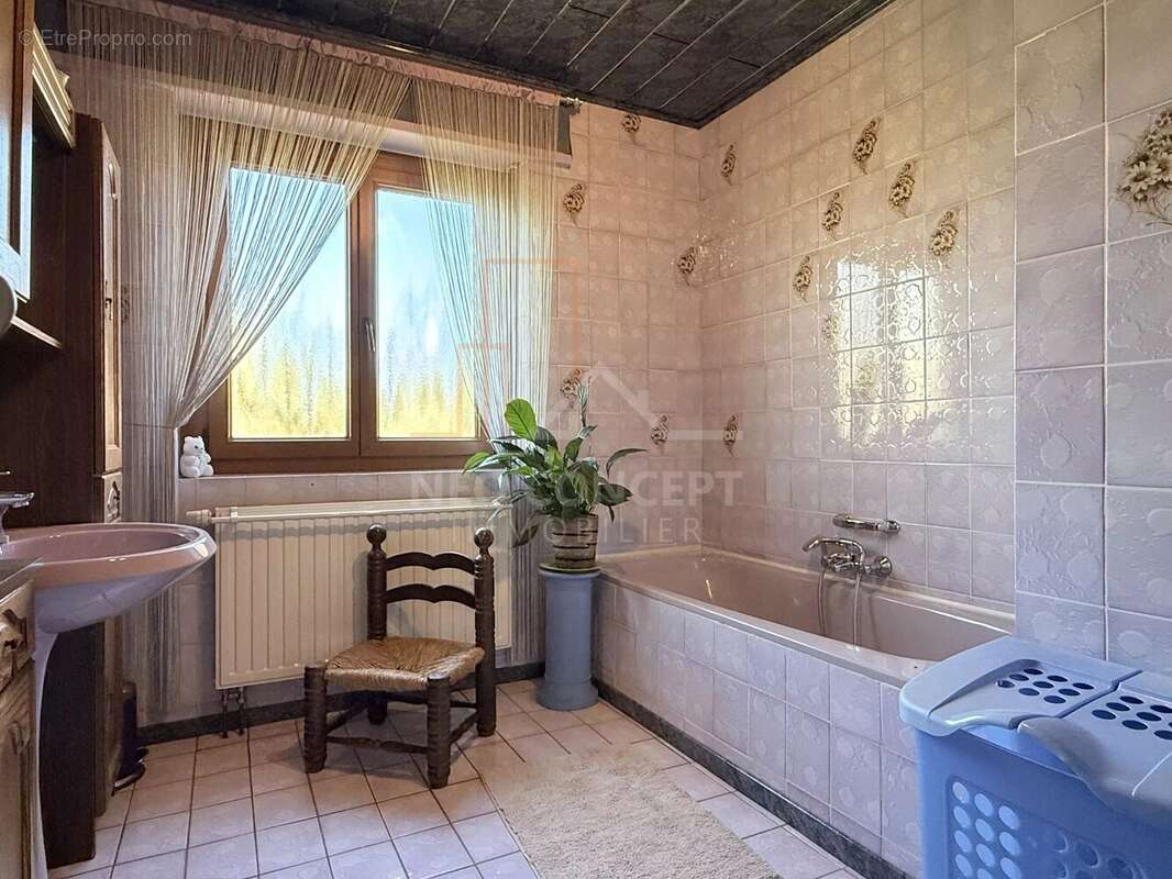 Maison à NIEDERBRONN-LES-BAINS