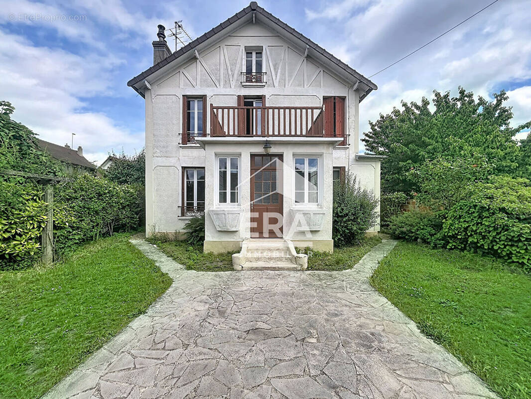 Maison à CONFLANS-SAINTE-HONORINE