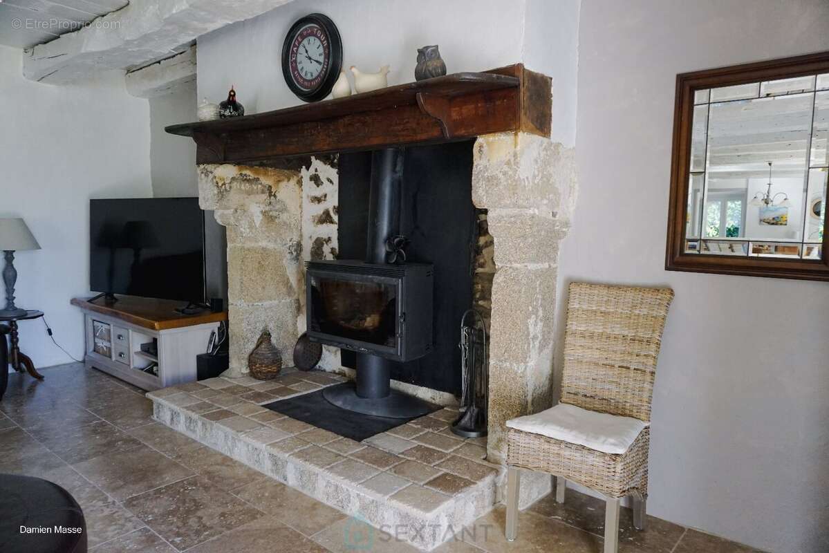 Ancien relais de poste du XVIIe siècle niché au coeur du parc naturel du Périgord vert. - photo 13