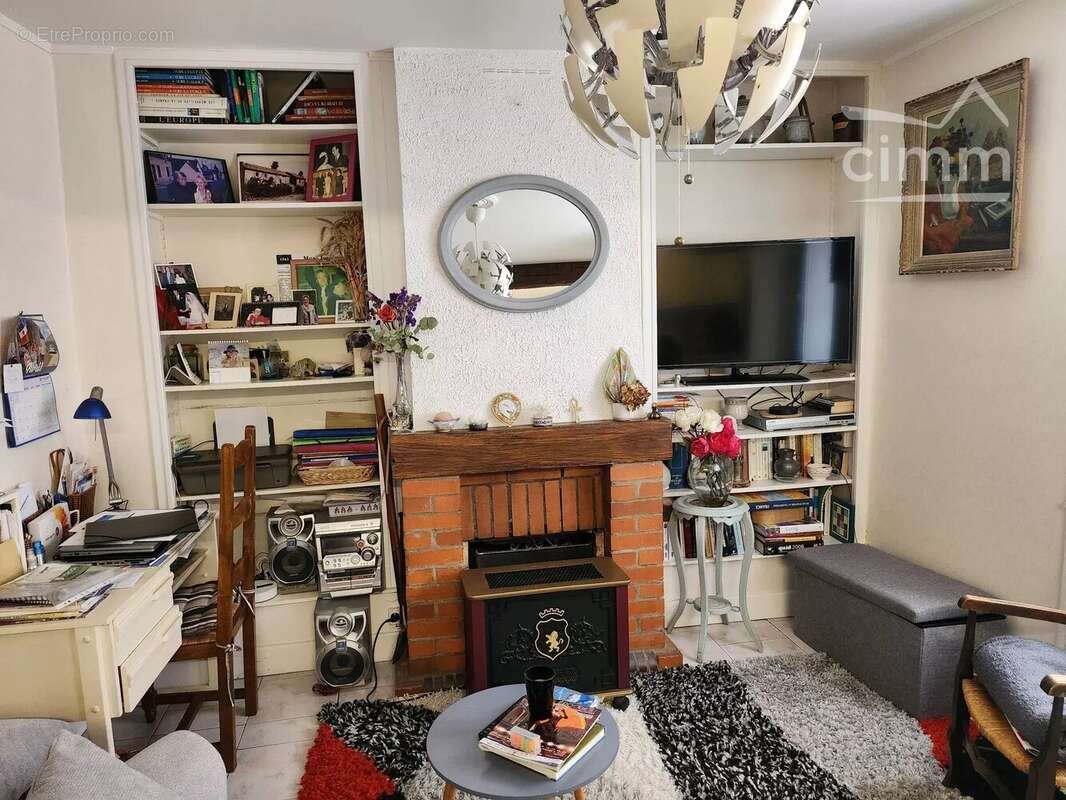 Appartement à NEUVY-PAILLOUX