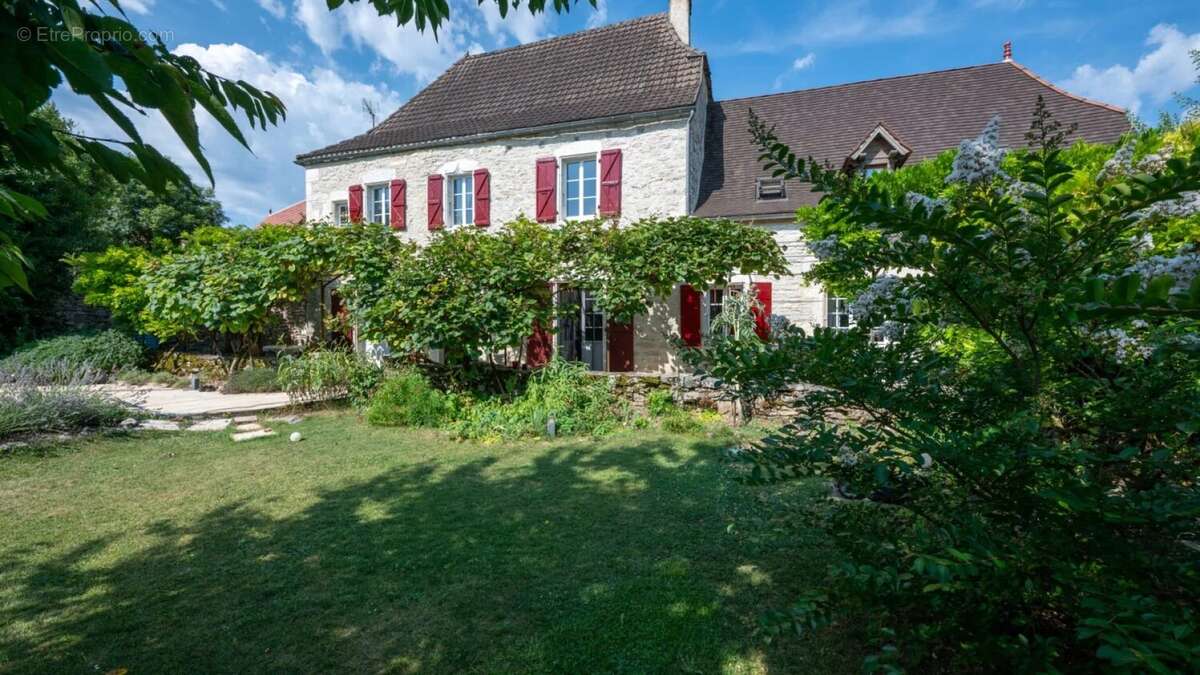 Maison à LABASTIDE-MURAT