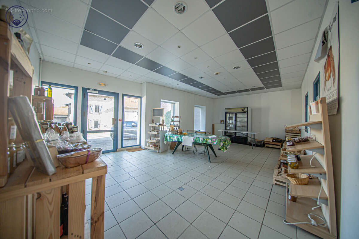 Immeuble, accés RN4 immédiat - photo 2