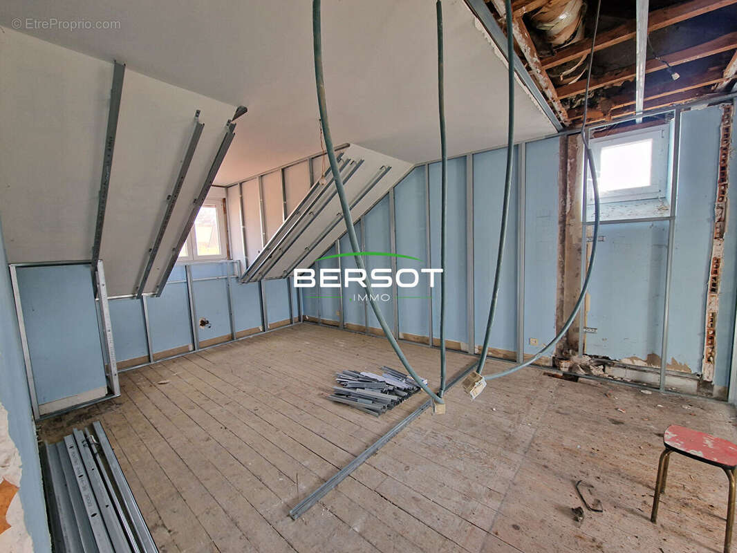 Appartement à BAUME-LES-DAMES