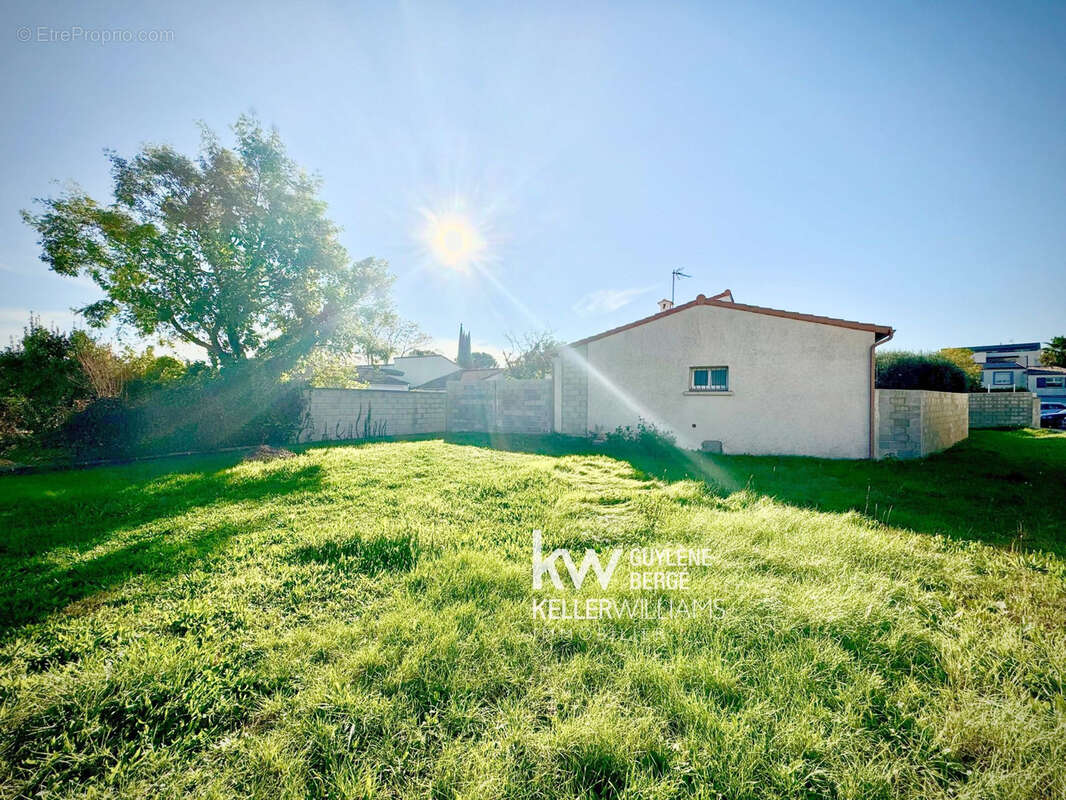 Terrain à BAILLARGUES