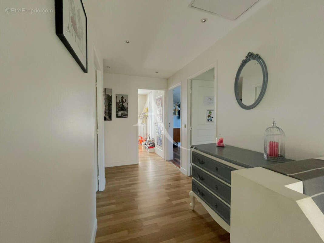 Maison à SAINT-OUEN-L&#039;AUMONE